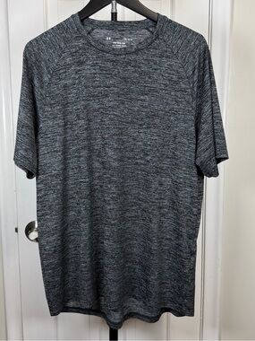 Under Armour Men's Charcoal Heather Short-Sleeve The Tech Tee Performance Mens L